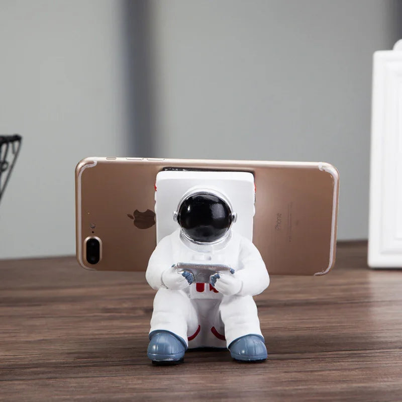 Simple Astronaut Mobile Phone Stand Student Desktop Holder Cute Spaceman Cell Phone Holder Creative Gift Small Desk Decoration - Mooth Shop