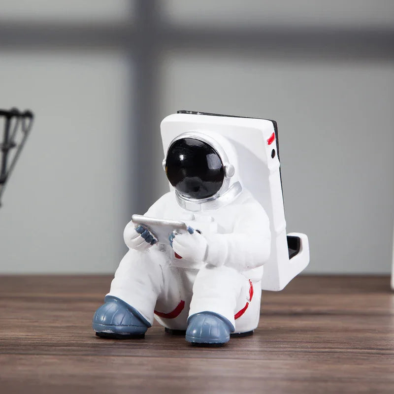 Simple Astronaut Mobile Phone Stand Student Desktop Holder Cute Spaceman Cell Phone Holder Creative Gift Small Desk Decoration - Mooth Shop