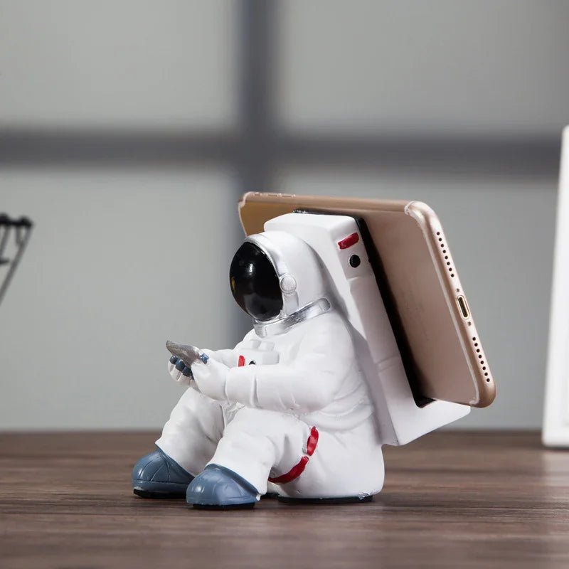 Simple Astronaut Mobile Phone Stand Student Desktop Holder Cute Spaceman Cell Phone Holder Creative Gift Small Desk Decoration - Mooth Shop
