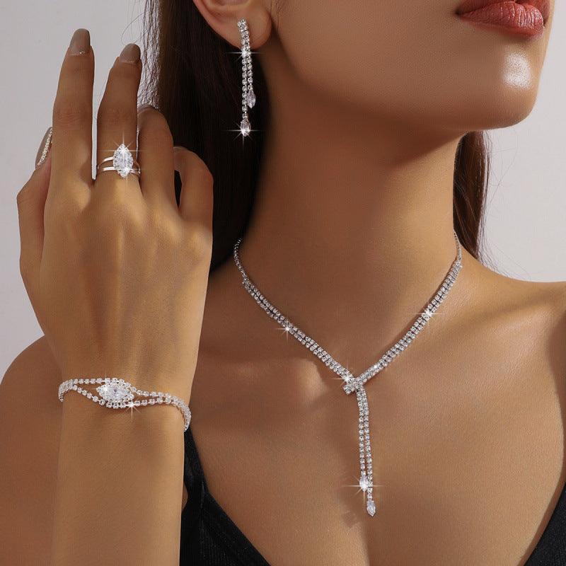 Collar Pendiente Pulsera anillo - Mooth Shop
