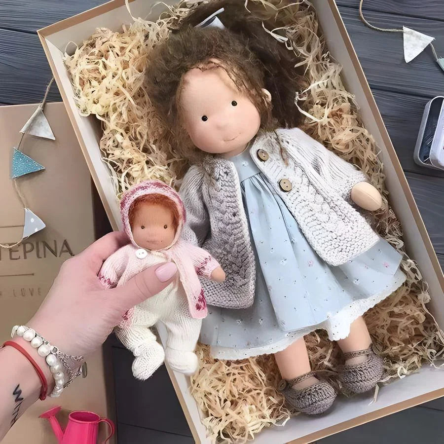 Muñeca Waldorf Hecha a Mano